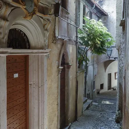 Castello * Como